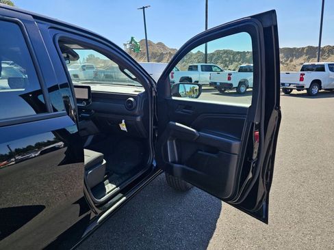 Used 2025 Chevrolet Colorado Trail Boss AWD/4WD image 26