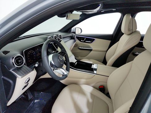 New 2026 Mercedes-Benz GLC 300 image 6