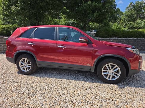 Used 2015 Kia Sorento LX AWD/4WD image 8