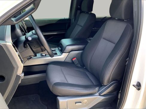 Used 2019 Ford Expedition XLT RWD image 7