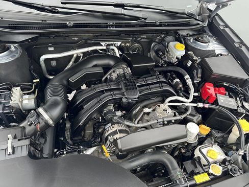 Used 2024 Subaru Outback Limited image 40