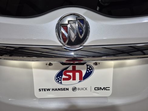 Used 2019 Buick Enclave Premium AWD/4WD image 30