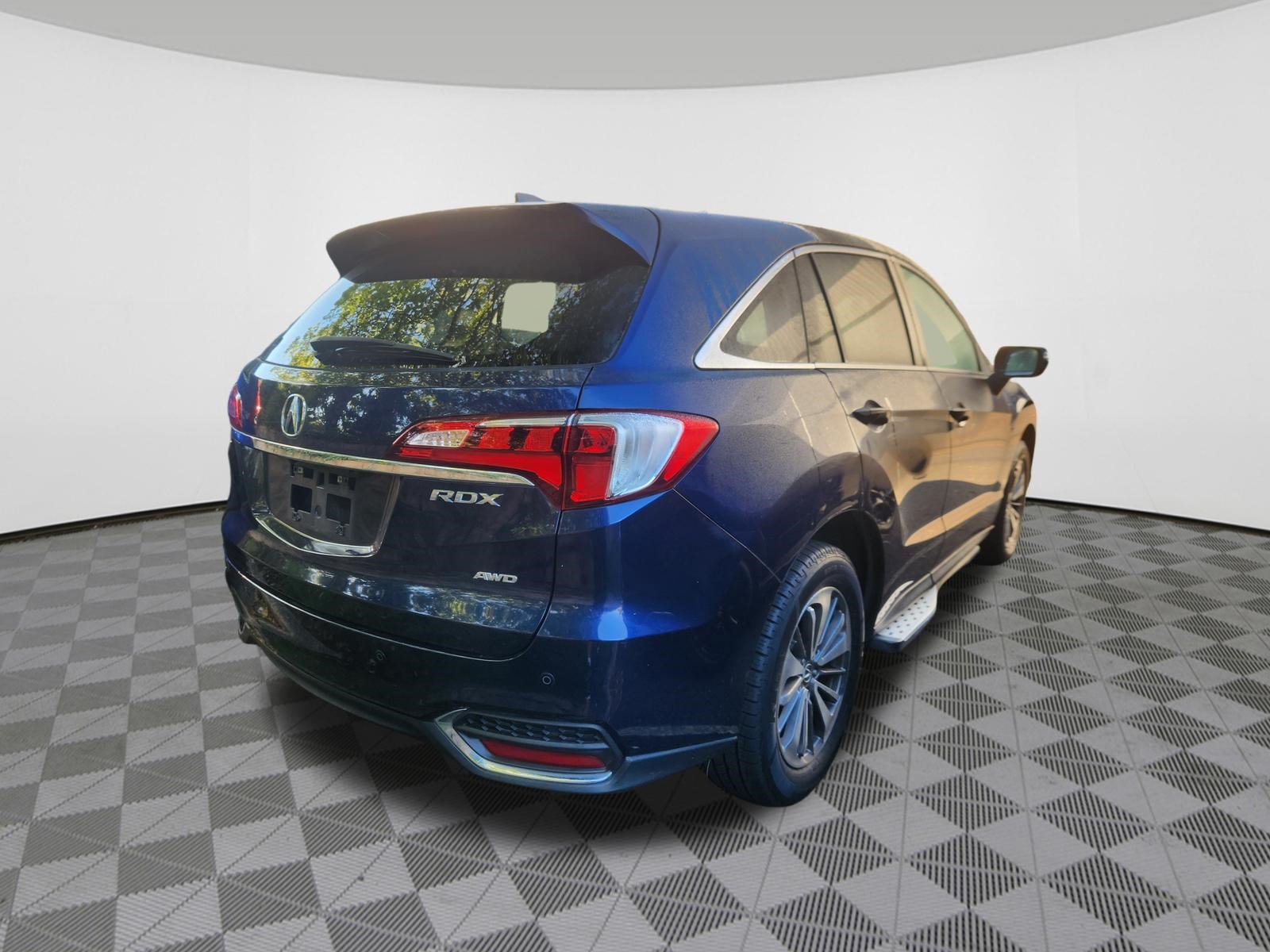 Used 2016 Acura RDX w/ Advance Package AWD/4WD image 4