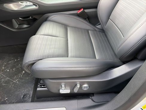 New 2026 Lincoln Nautilus Reserve image 11