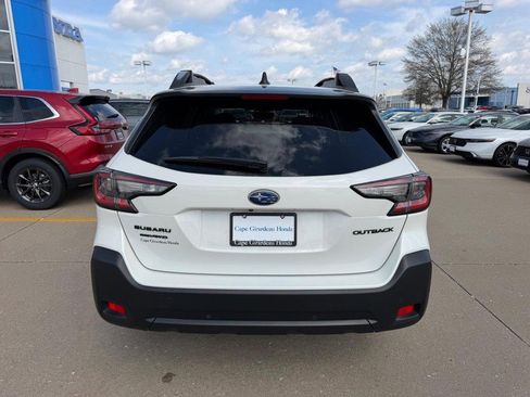 Used 2024 Subaru Outback Onyx Edition image 3