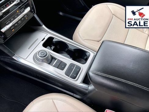 Used 2023 Ford Explorer Limited RWD image 17
