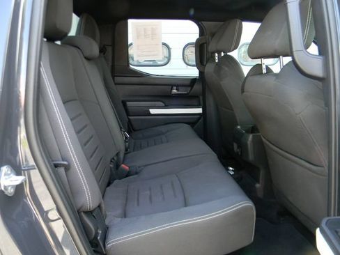 Used 2024 Toyota Tacoma TRD Sport AWD/4WD image 23