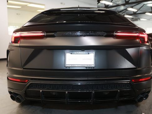 Used 2019 Lamborghini Urus image 6