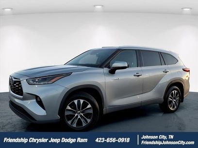 Used 2021 Toyota Highlander XLE