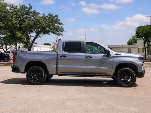 Used 2025 Chevrolet Silverado 1500 LT Trail Boss w/ Convenience Package II image 8