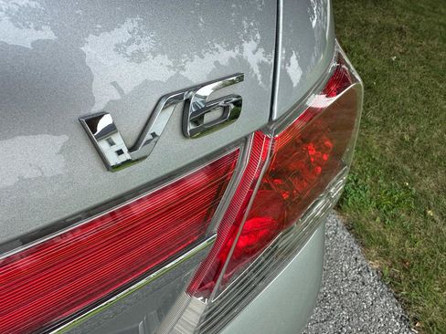 Used 2012 Honda Accord EX-L image 32