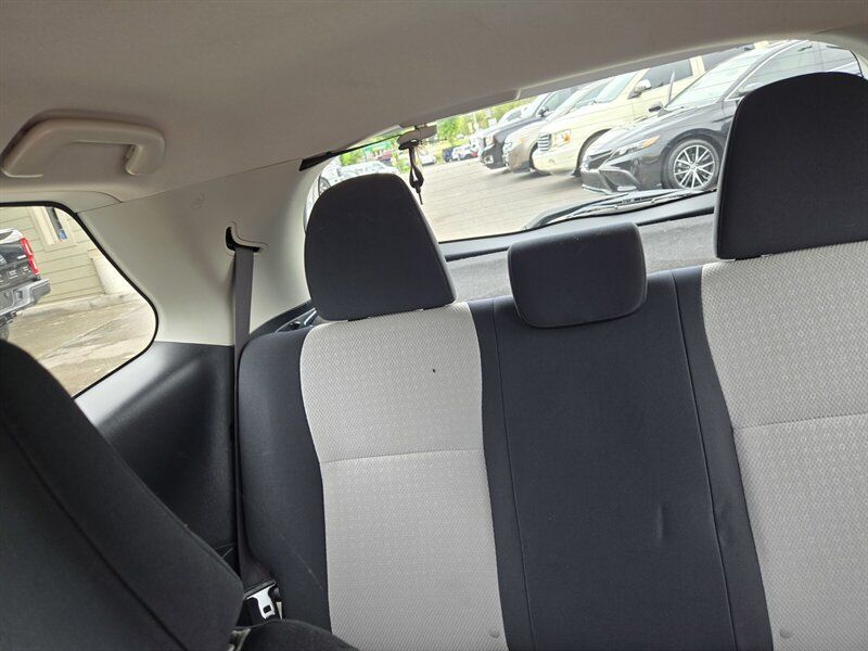 Used 2013 Toyota Yaris L FWD image 21