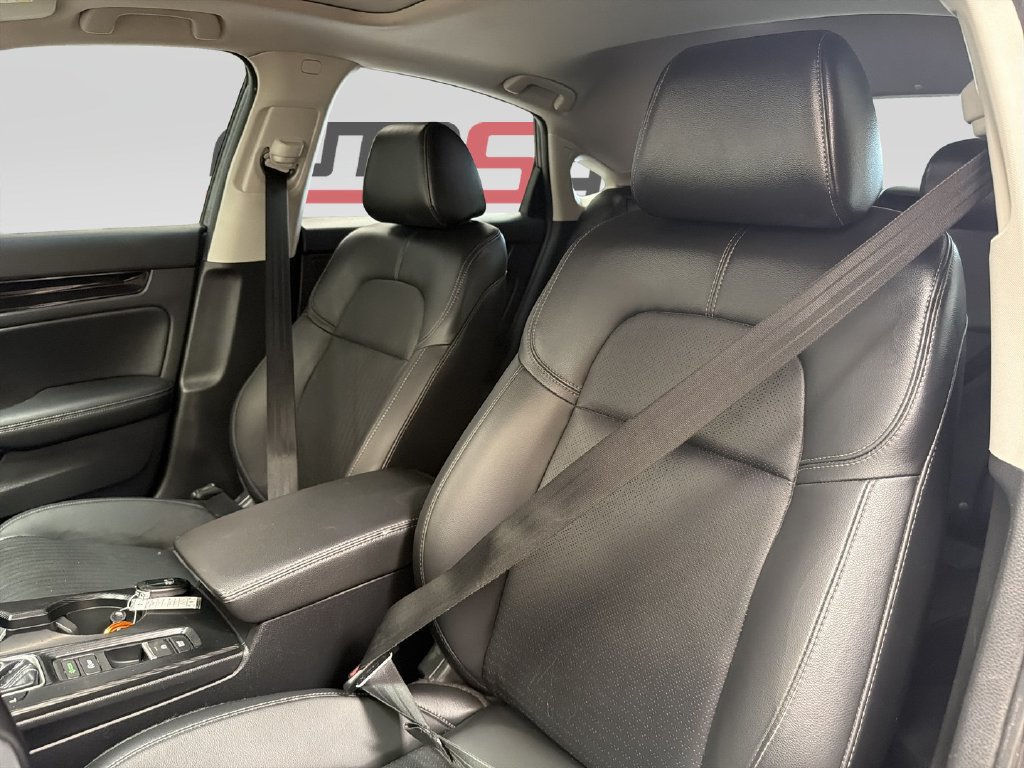 Used 2024 Honda Civic EX-L image 11