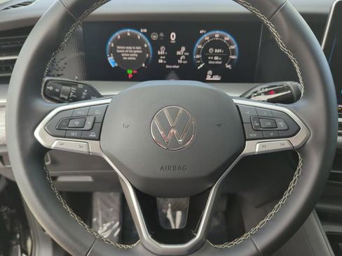 Certified 2025 Volkswagen Tiguan S image 26