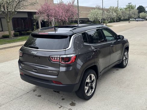 Used 2019 Jeep Compass Limited AWD/4WD image 6