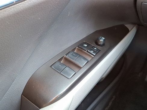 Used 2024 Toyota Camry SE FWD image 26