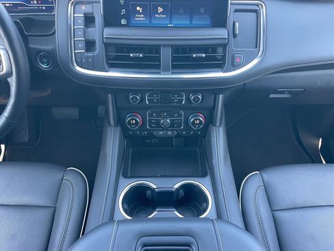 Used 2023 Chevrolet Tahoe Premier w/ Advanced Technology Package AWD/4WD image 17