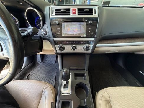 Used 2017 Subaru Outback 2.5i Limited AWD/4WD image 16