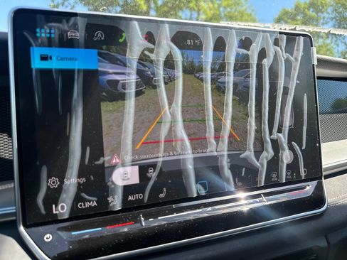 New 2026 Volkswagen Tiguan SE R-Line AWD/4WD image 15