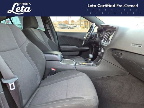 Used 2022 Dodge Charger SXT image 25