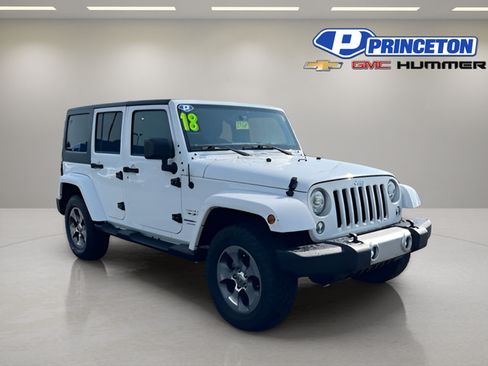 Used 2018 Jeep Wrangler Unlimited Sahara w/ Max Tow Package AWD/4WD image 1