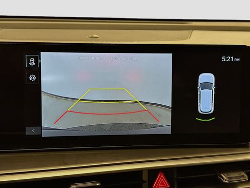 Used 2024 Kia Sorento S image 23