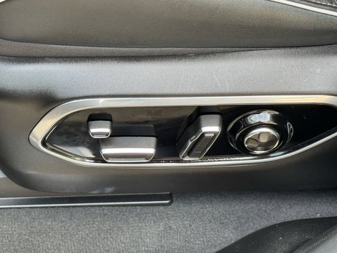 Used 2024 Jeep Grand Cherokee L Summit w/ High Altitude Package image 29