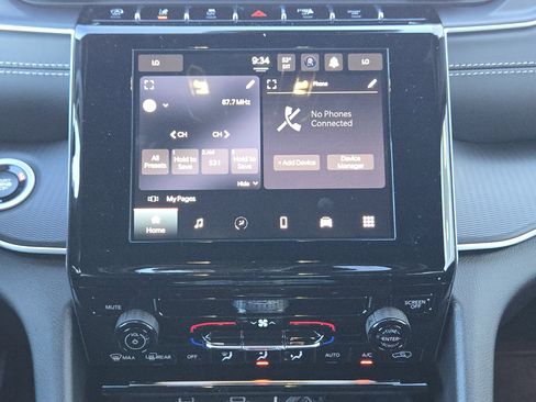 New 2025 Jeep Grand Cherokee 4WD image 13