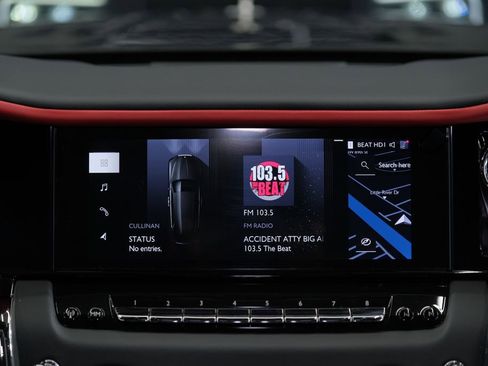 Used 2025 Rolls-Royce Cullinan image 56