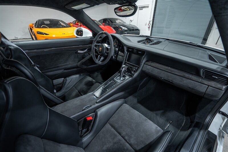 Used 2016 Porsche 911 GT3 RS RWD image 30
