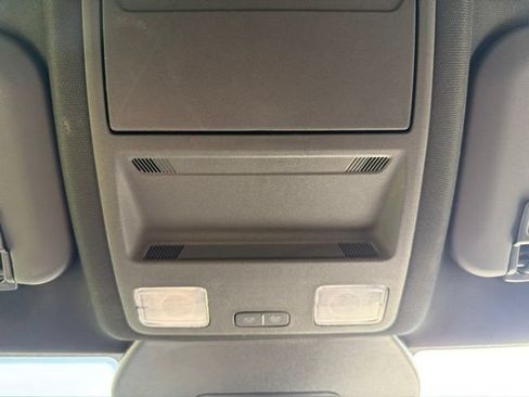 Used 2025 Ford Escape ST-Line Select AWD/4WD image 39