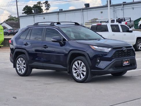 Certified 2025 Toyota RAV4 XLE Premium FWD image 8
