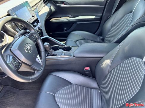 Used 2023 Toyota Camry SE FWD image 19