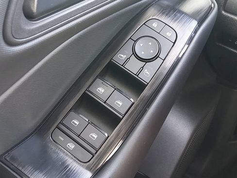 Used 2026 Nissan Rogue S FWD image 25