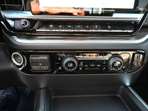 Used 2026 Chevrolet Silverado 2500 LT w/ Trail Boss Package image 27