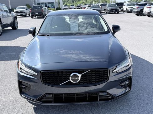Used 2024 Volvo S60 B5 Core w/ Climate Package FWD image 3