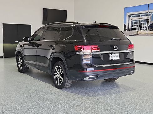 Used 2023 Volkswagen Atlas SE AWD/4WD image 6