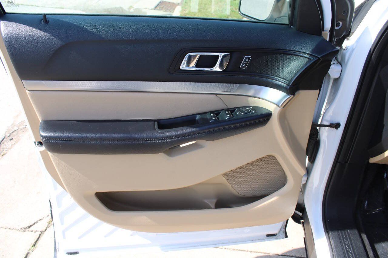 Used 2016 Ford Explorer 4WD image 13