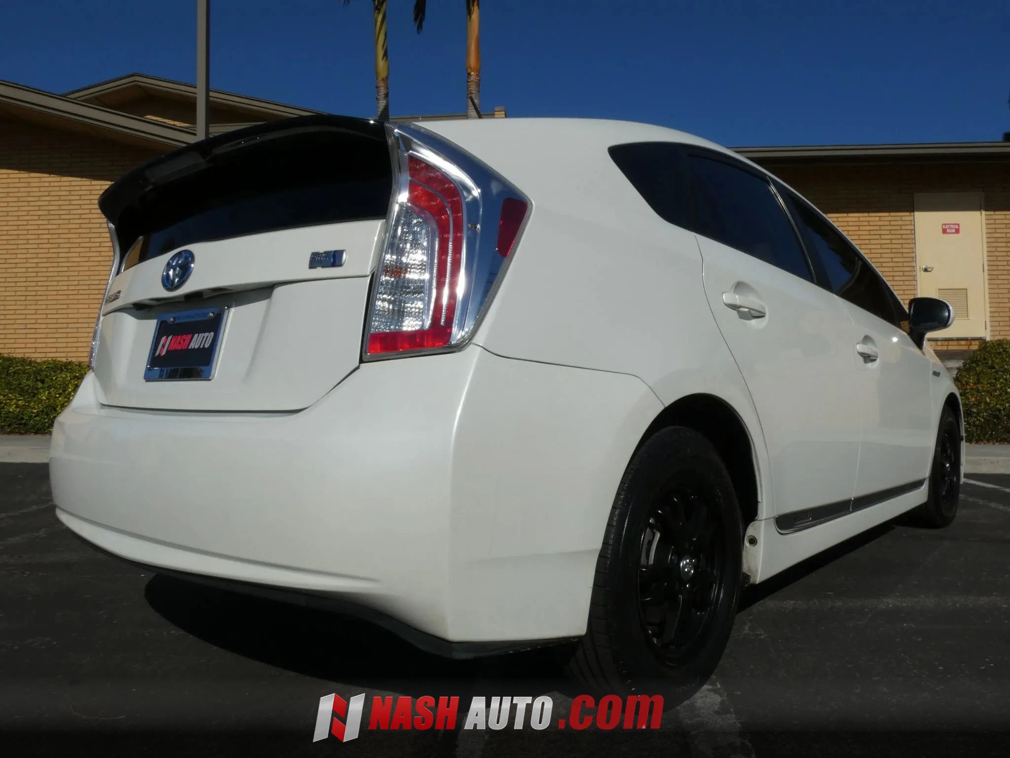 Used 2014 Toyota Prius Two FWD image 8