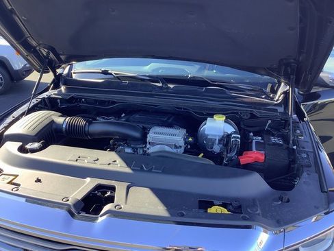 Used 2024 RAM 1500 Laramie image 48