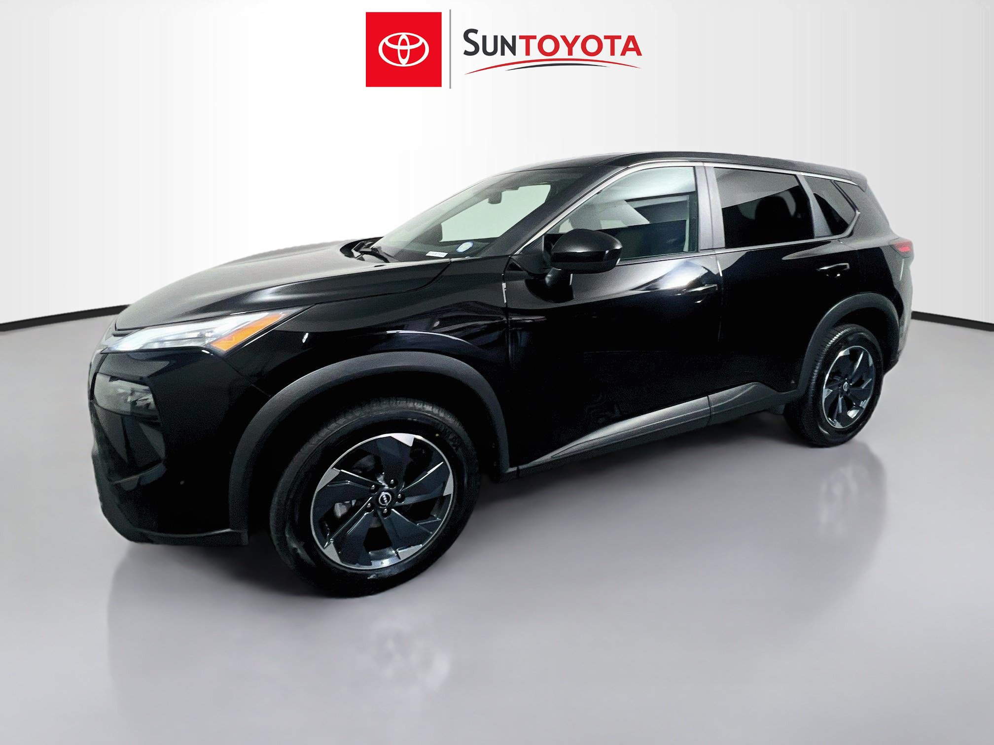 Used 2024 Nissan Rogue SV AWD/4WD image 9