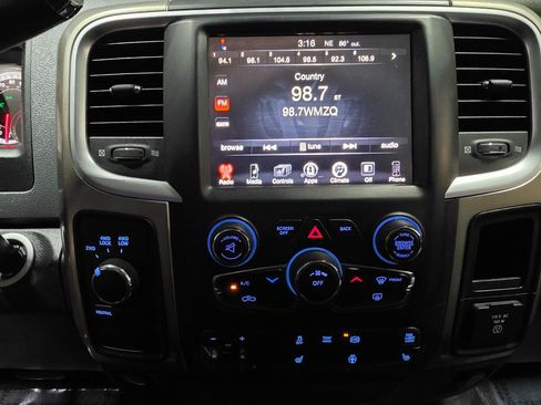 Used 2013 RAM 2500 Big Horn AWD/4WD image 30