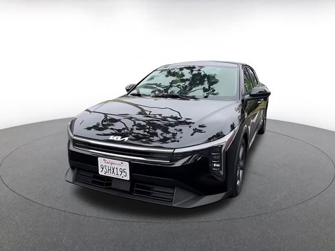 Used 2025 Kia K4 FWD image 8