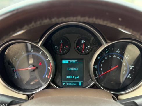 Used 2014 Chevrolet Cruze LT FWD image 10