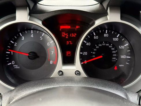 Used 2016 Nissan Juke SV w/ Cold Weather Package image 26