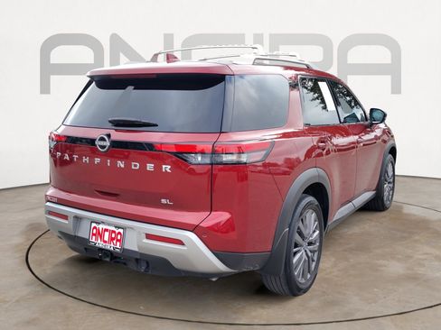Used 2024 Nissan Pathfinder SL w/ SL Premium Package image 14