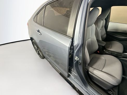 Used 2024 Toyota Corolla SE w/ SE Premium Package FWD image 28