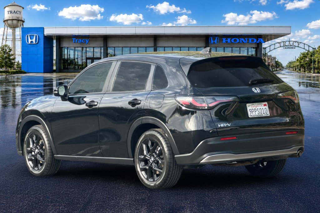 Certified 2025 Honda HR-V Sport image 10
