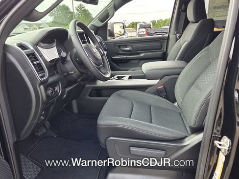 New 2026 RAM 1500 Express AWD/4WD image 5