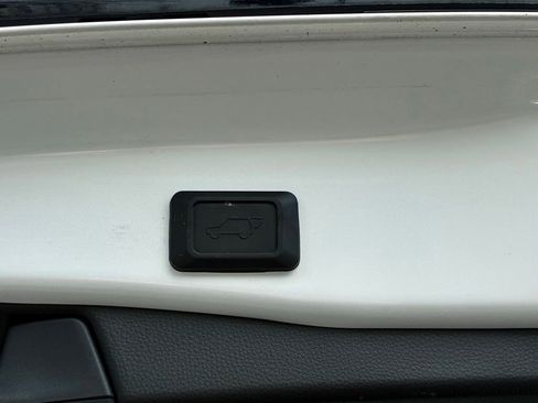 Used 2020 Toyota RAV4 XSE w/ All Weather Liner Package AWD/4WD image 35